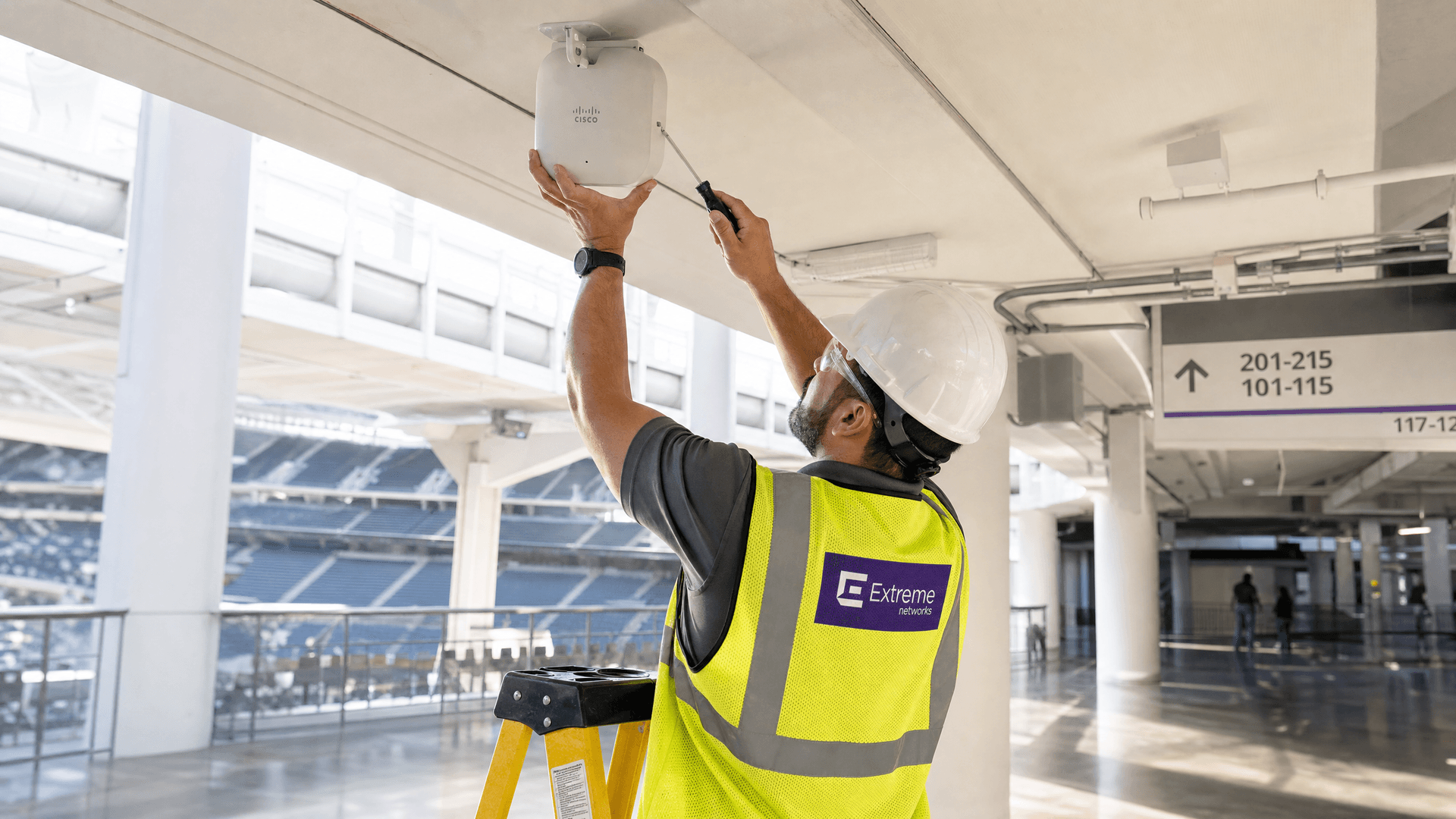 Cisco Catalyst WLC 与访客 WiFi:利用 Purple 设置 Captive Portal