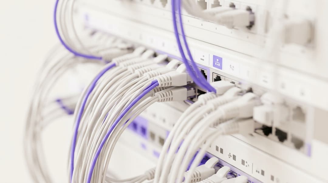 付費 WiFi 變現比較:兌換券、分級存取與支付閘道分析