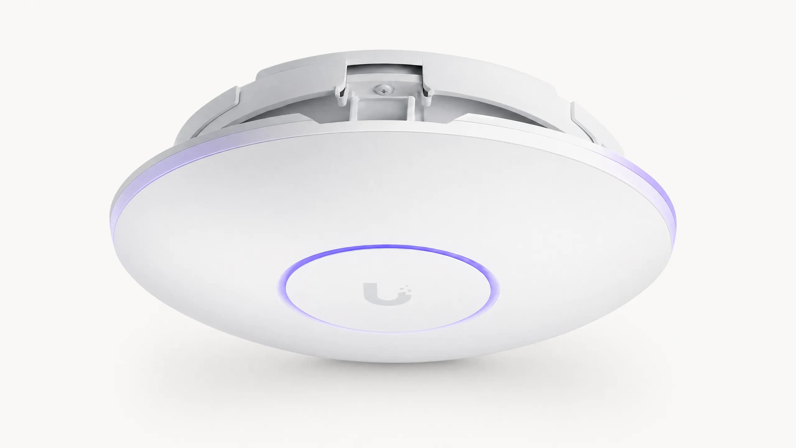 शॉपिंग सेंटर WiFi: प्रॉपर्टी मॅनेजरसाठी मार्गदर्शक